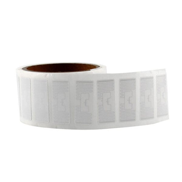 Wszywany tag RFID o podwójnej częstotliwości dla tekstyliów